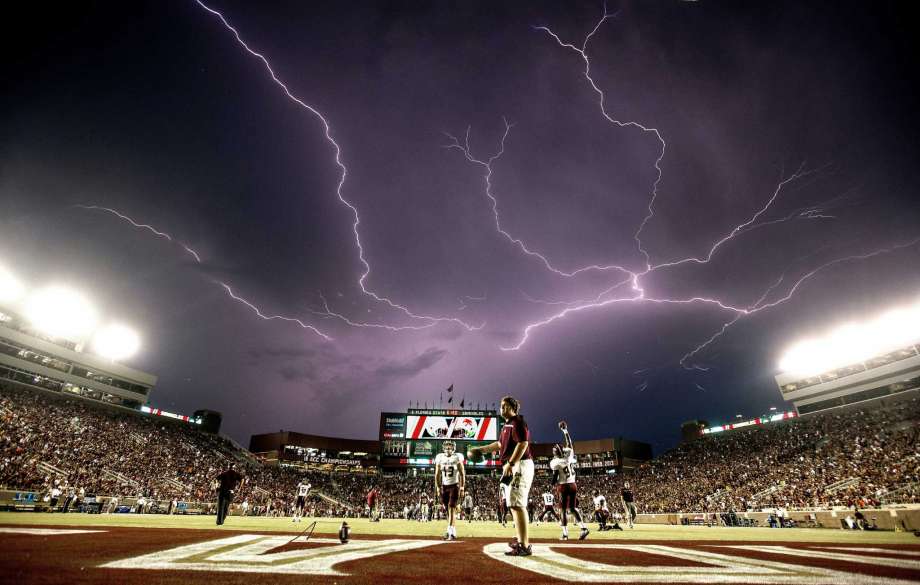 lightning strike occurs as Texas State 2015