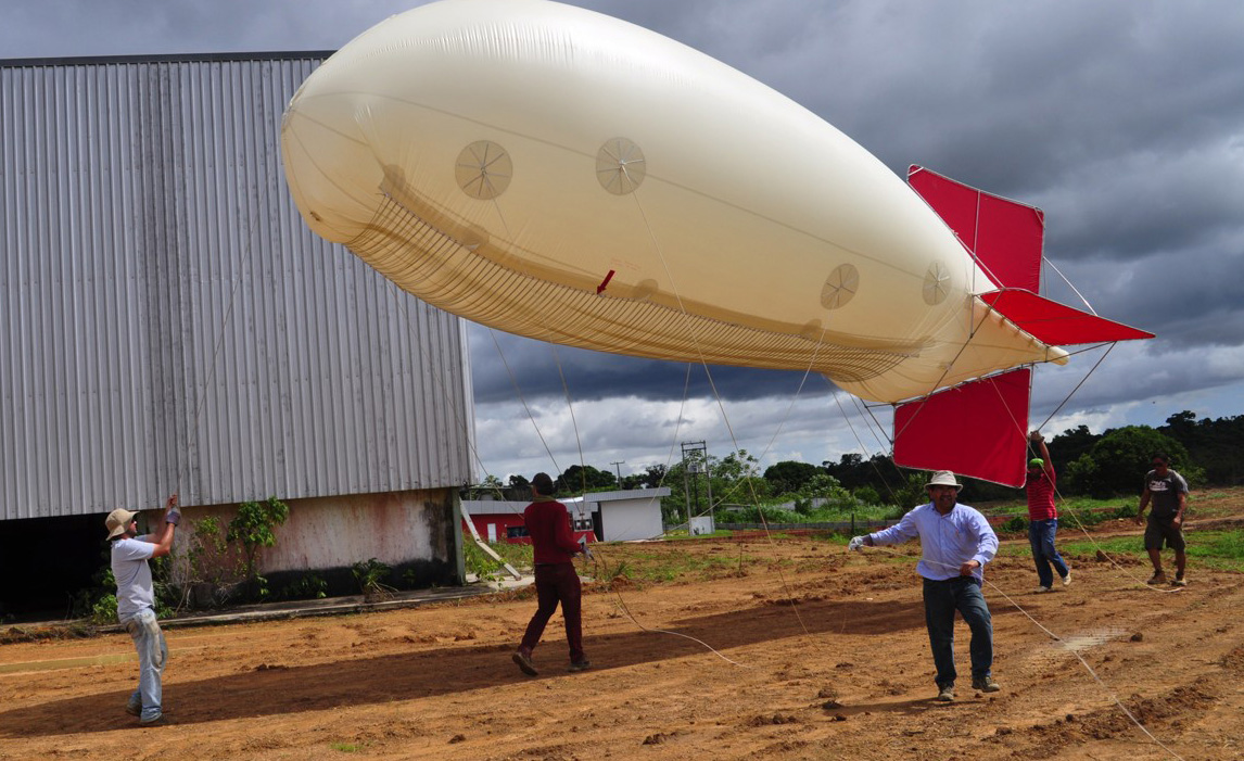 Jose Fuentes balloon deployed Feb '14 Brazil