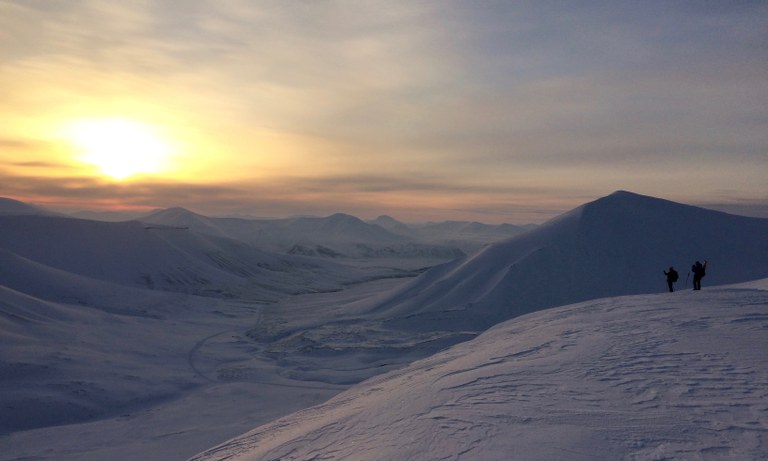 Lucien Simpfendoerfer, Svalbard First Sun of 2016